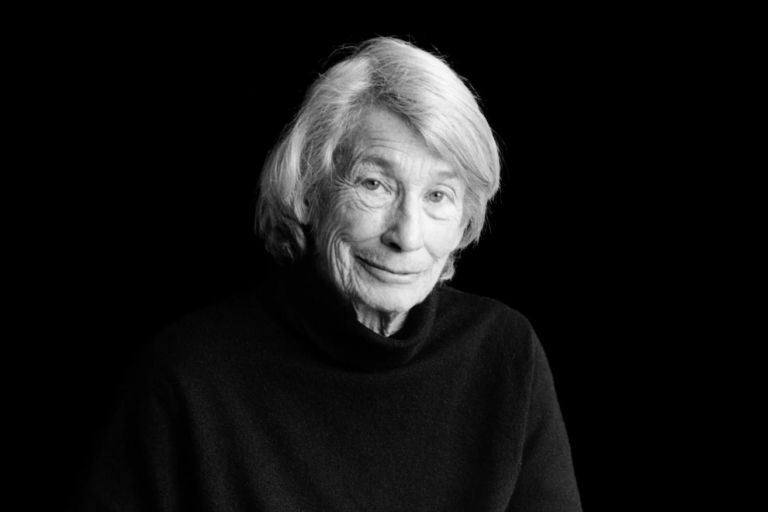 Mary Oliver: Life, Poetry, and Inspirational Quotes from a Beloved Nature Poet