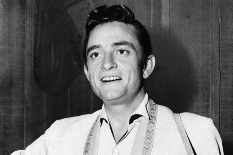 Johnny Cash: 10 Timeless Quotes from the Man in Black